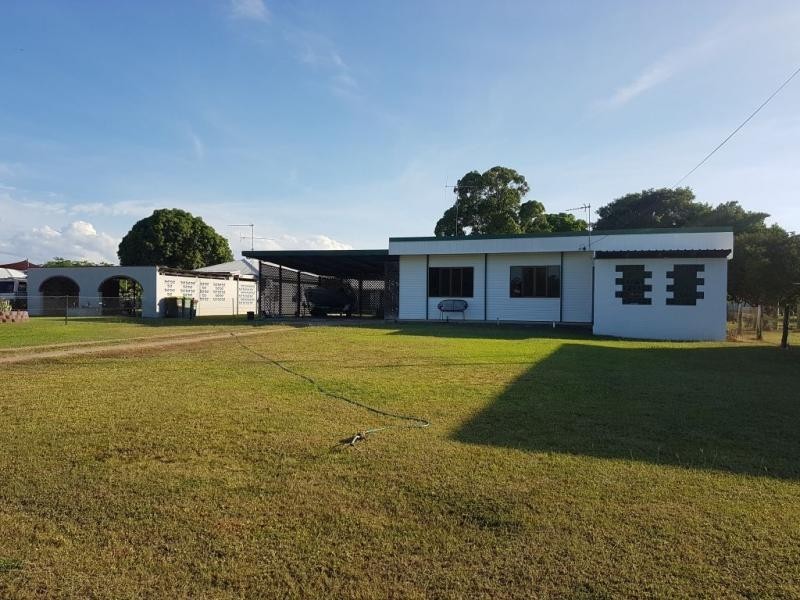 20 ELEVENTH Avenue, Home Hill QLD 4806