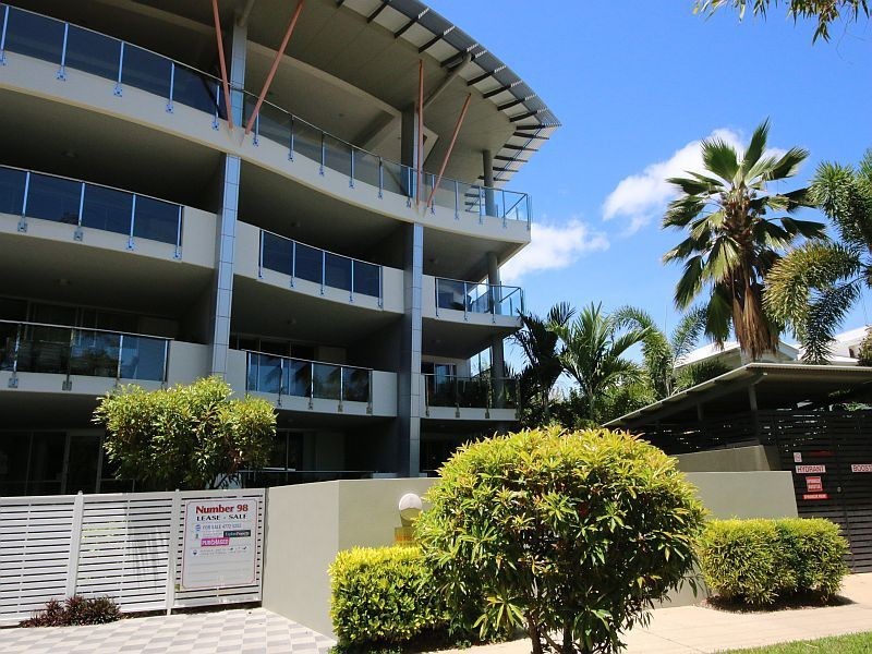 Unit 21/96-98 MITCHELL Street, North Ward QLD 4810