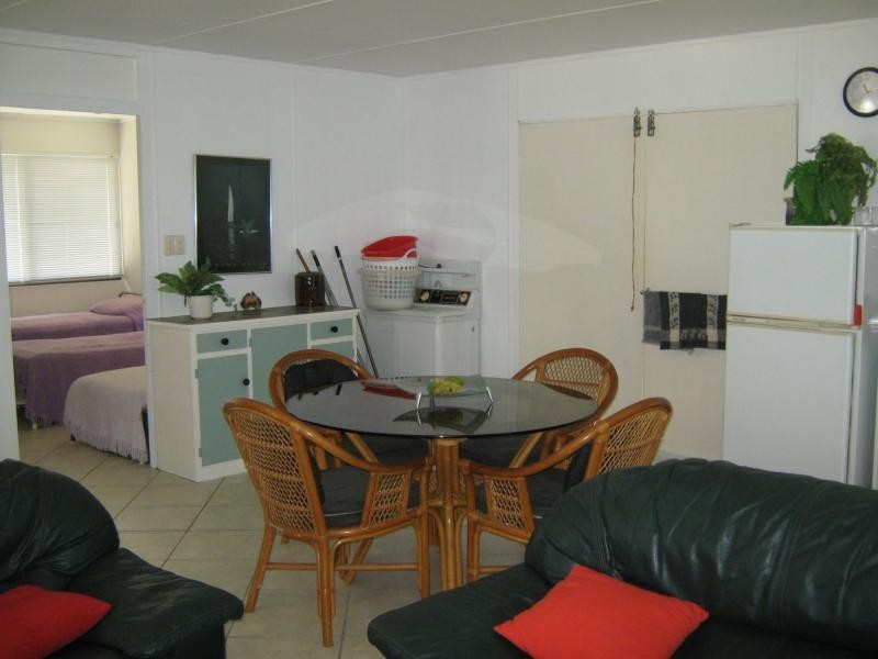 L211 SHARK BAY Esplanade, Guthalungra QLD 4805