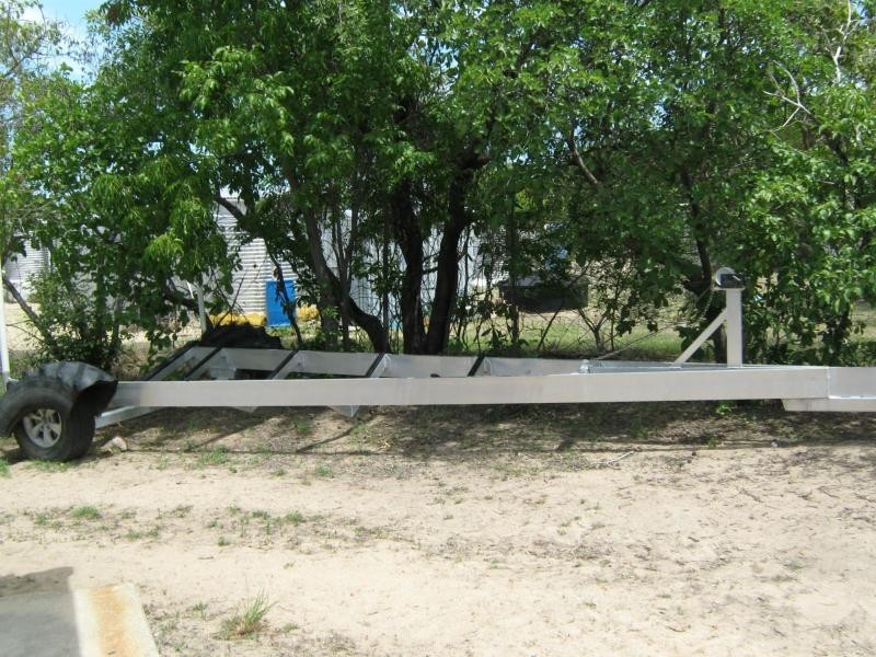 L211 SHARK BAY Esplanade, Guthalungra QLD 4805