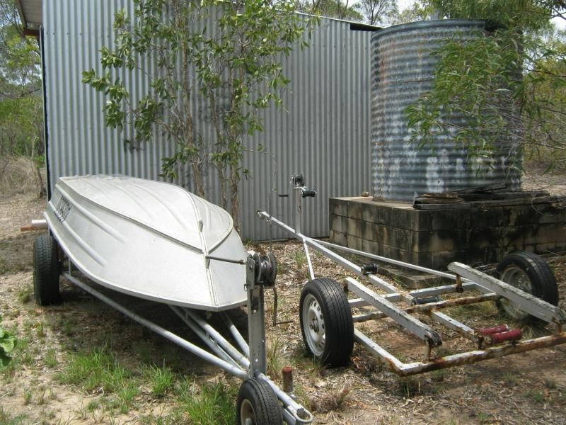 L211 SHARK BAY Esplanade, Guthalungra QLD 4805