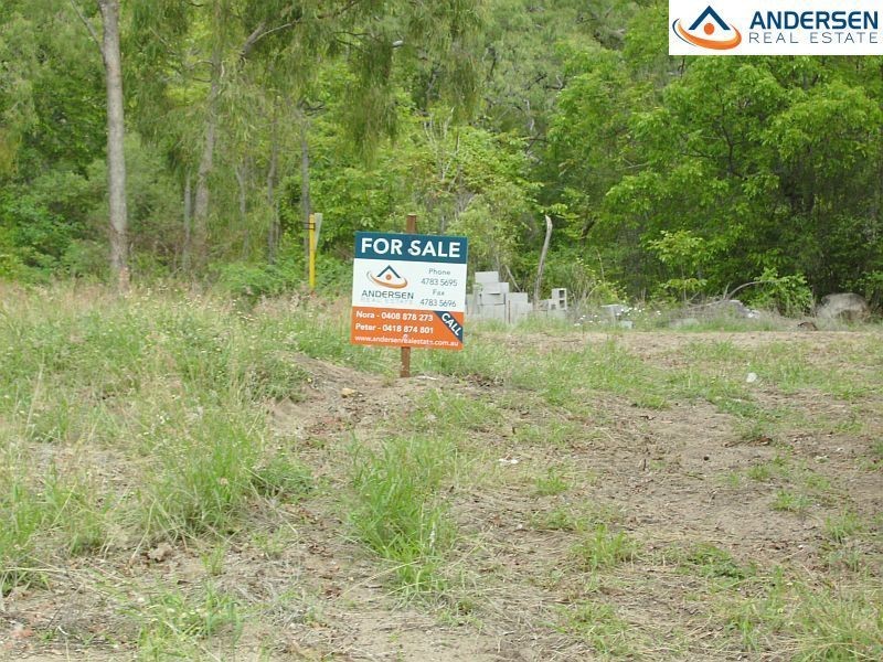 L124 SHARK BAY Esplanade, Inkerman QLD 4806