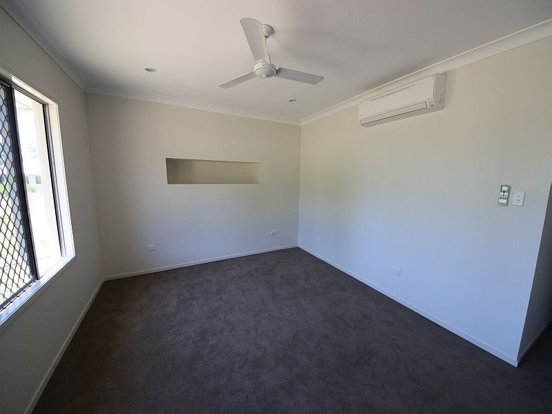 39 CASTORINA Drive, Mount Kelly QLD 4807