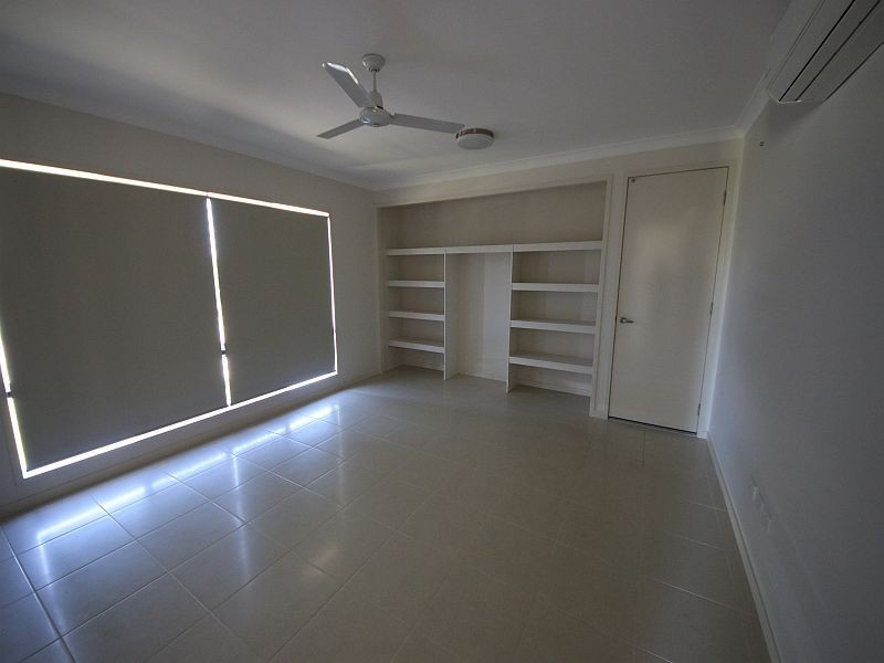 39 CASTORINA Drive, Mount Kelly QLD 4807
