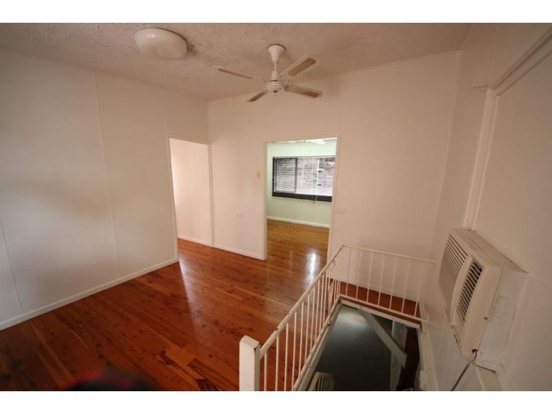 52 TOPTON Street, Alva QLD 4807