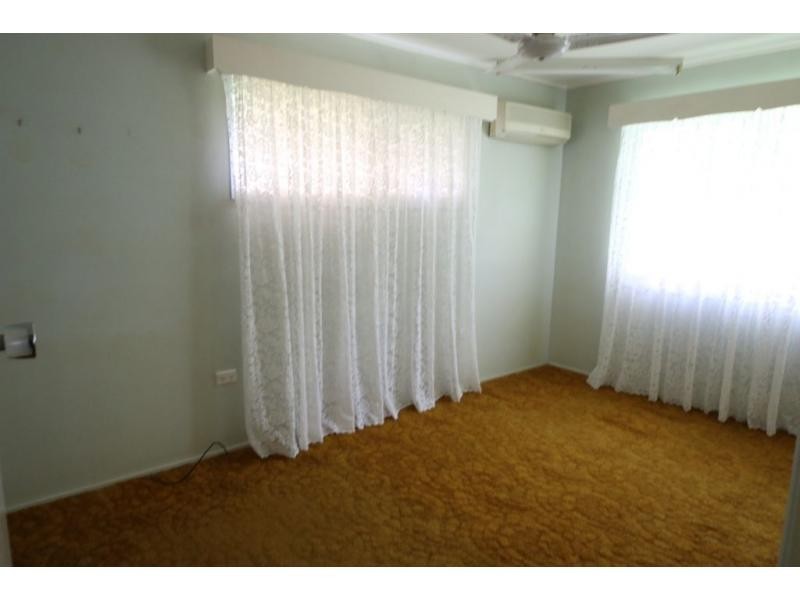 13 GOULD Place, Ayr QLD 4807