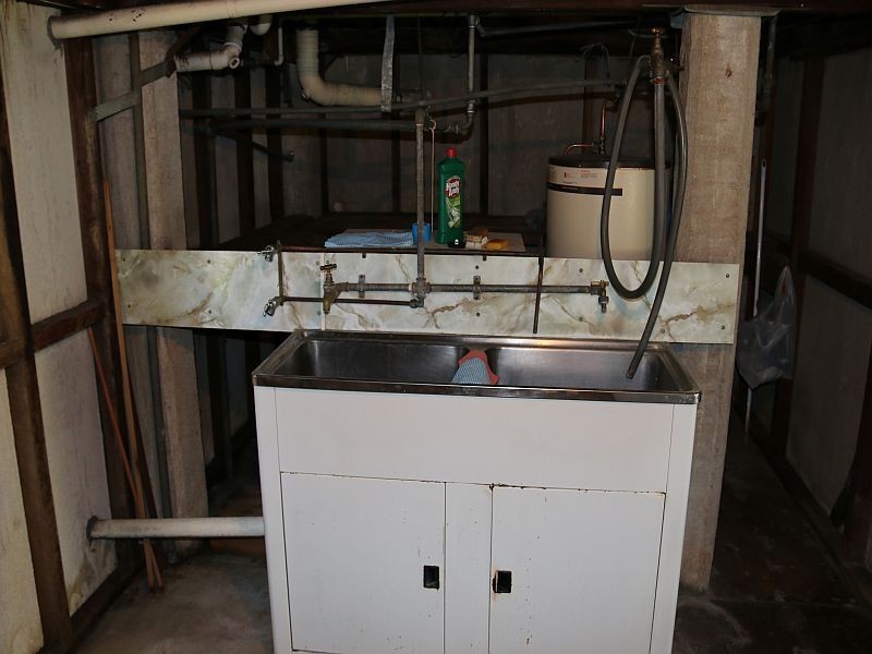 64 ELEVENTH Avenue, Home Hill QLD 4806