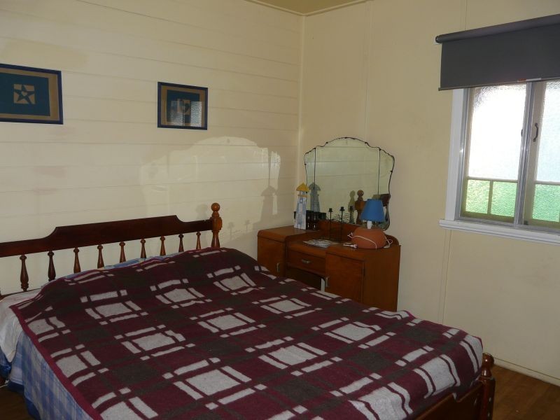 11 STOCKDALE Parade, Inkerman QLD 4806