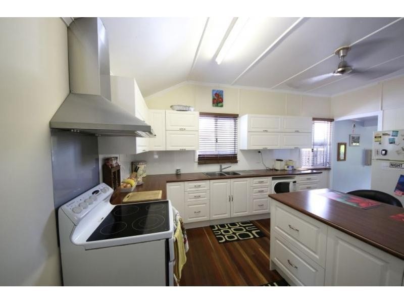 75 FIFTEENTH Street, Home Hill QLD 4806