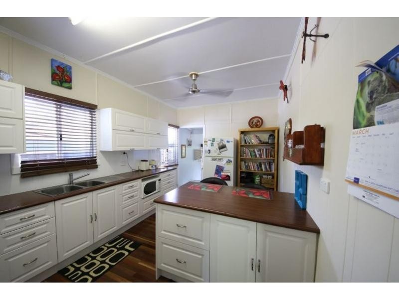 75 FIFTEENTH Street, Home Hill QLD 4806