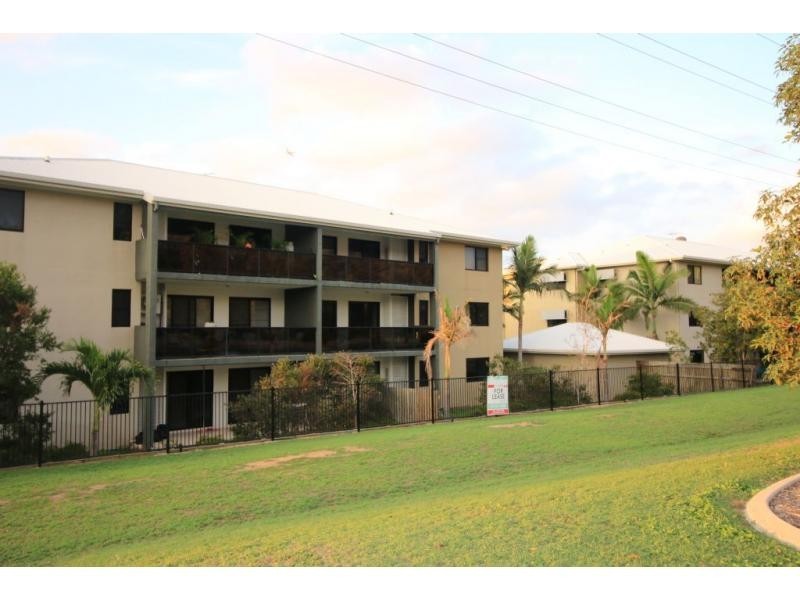 3/321-341 ANGUS SMITH Drive, Douglas QLD 4814