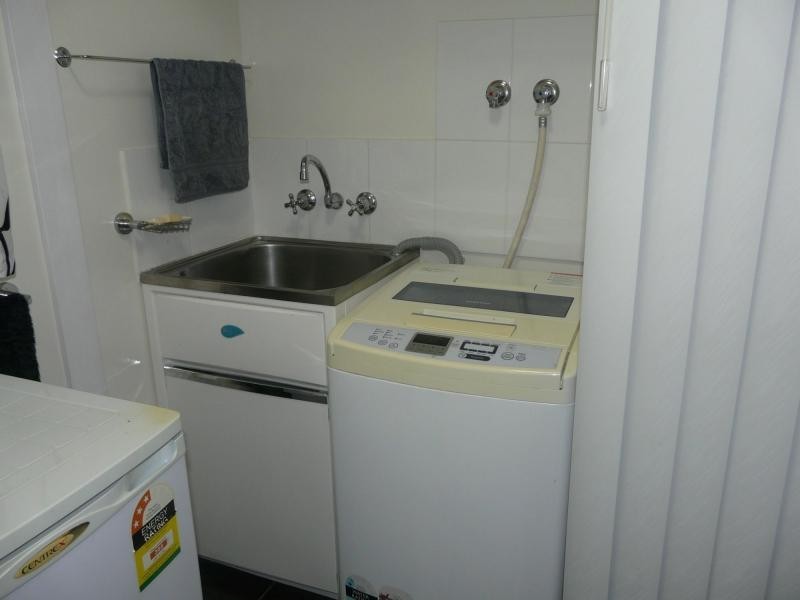 1-3 DENNIS Street, Ayr QLD 4807