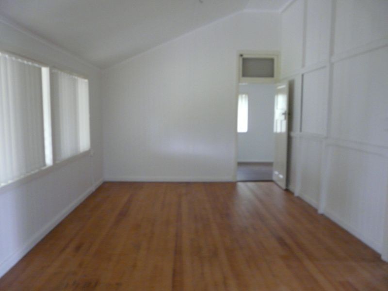 96 RAILWAY Street, Ayr QLD 4807