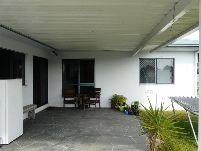 93 BEACH Road, Ayr QLD 4807