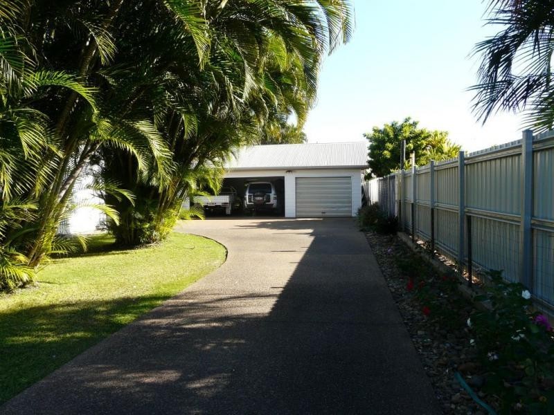 15 OLD HOME HILL Road, Ayr QLD 4807