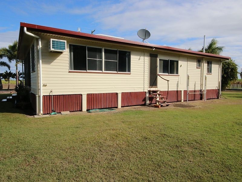 107 ANABRANCH Road, Jarvisfield QLD 4807