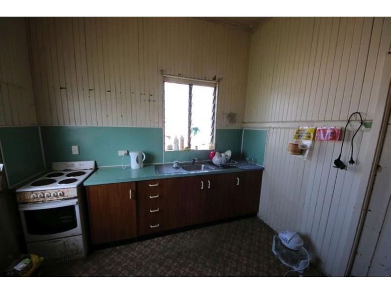 270 QUEEN Street, Ayr QLD 4807