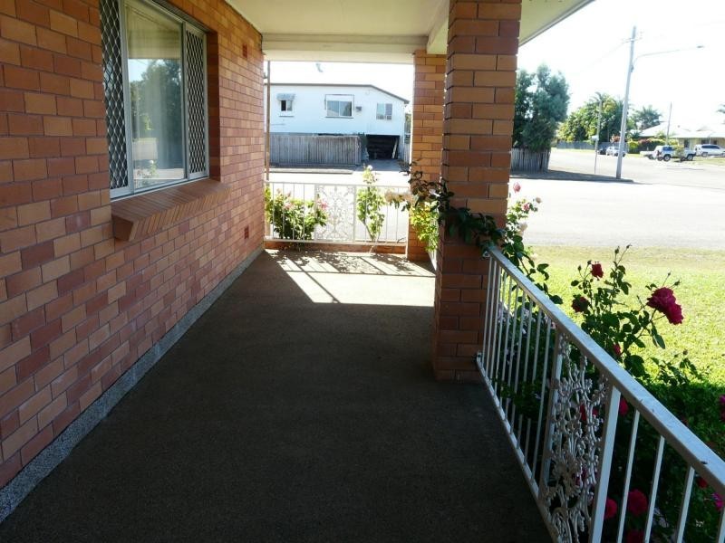 108 TWELFTH Avenue, Home Hill QLD 4806