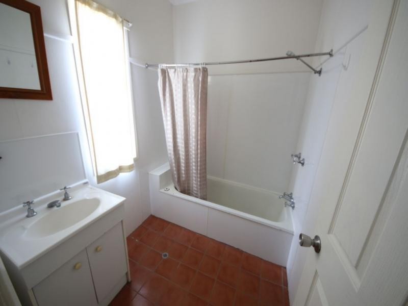 82 GIBSON Street, Ayr QLD 4807