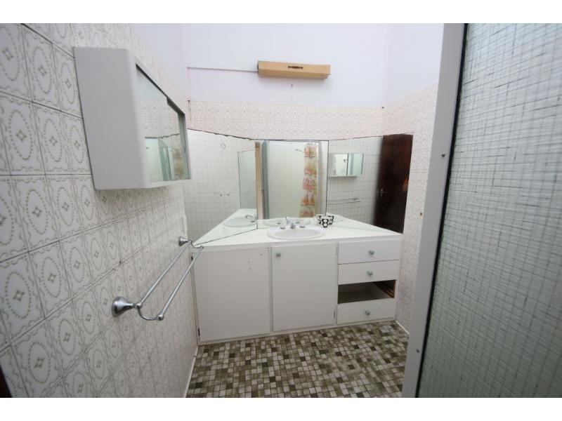 34 BANISTER Street, Brandon QLD 4808