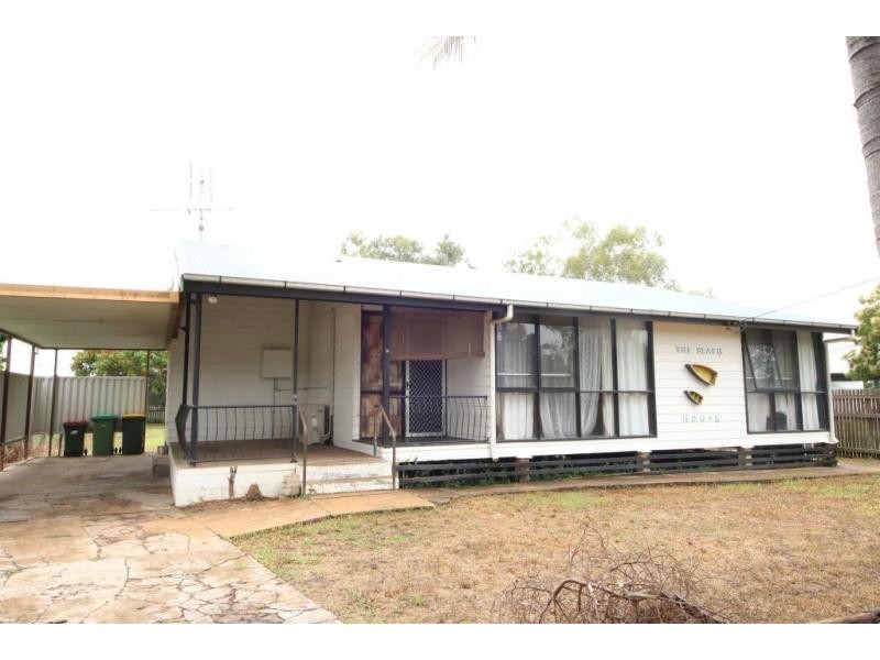 34 BANISTER Street, Brandon QLD 4808