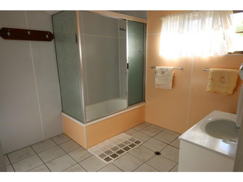126 ANNABRANCH Road, Jarvisfield QLD 4807