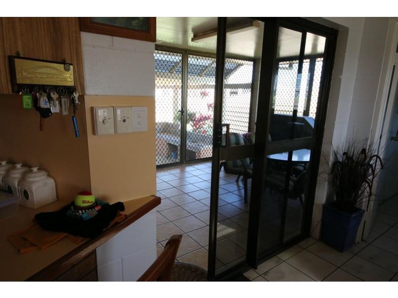 126 ANNABRANCH Road, Jarvisfield QLD 4807