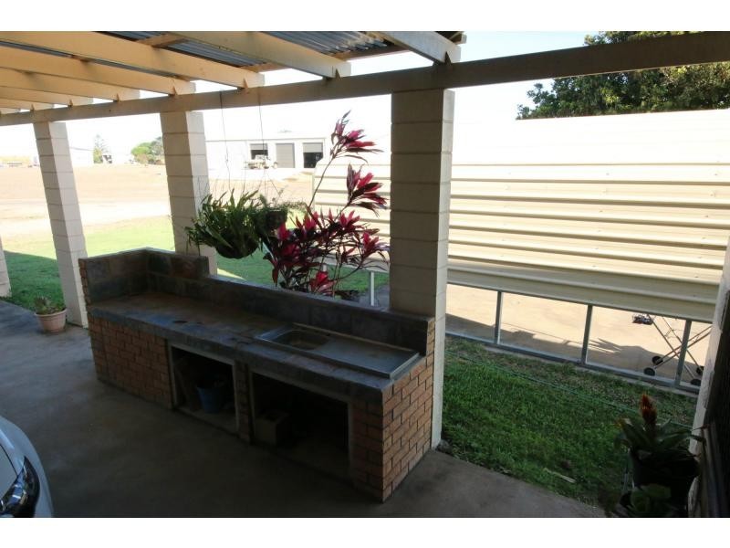 126 ANNABRANCH Road, Jarvisfield QLD 4807