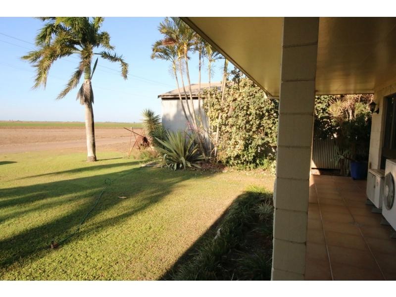 126 ANNABRANCH Road, Jarvisfield QLD 4807