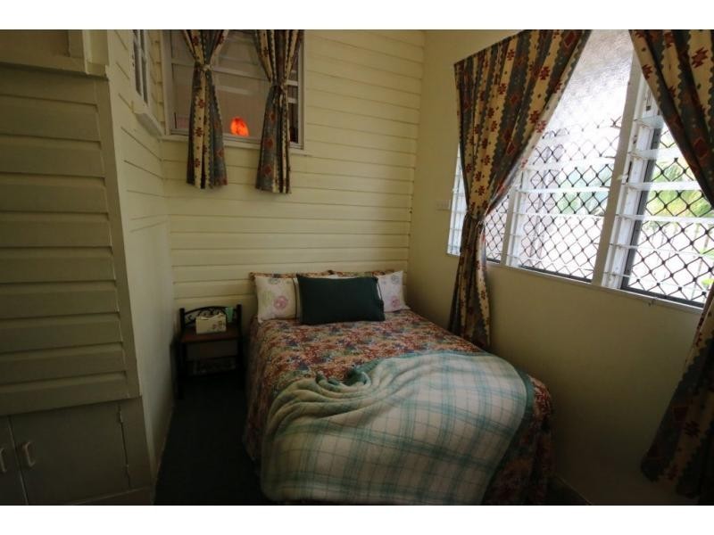 158-160 CAMERON Street, Ayr QLD 4807