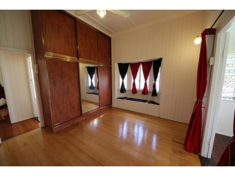 158-160 CAMERON Street, Ayr QLD 4807