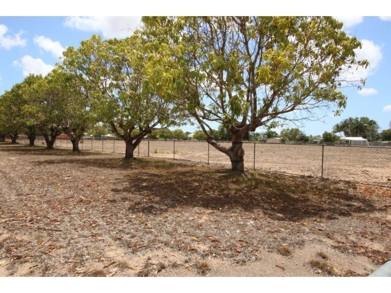 L2 BARR Street, Ayr QLD 4807