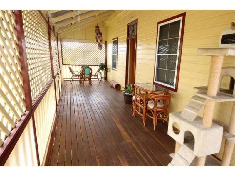 94 RAILWAY Street, Ayr QLD 4807