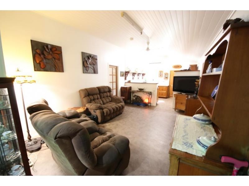 94 RAILWAY Street, Ayr QLD 4807