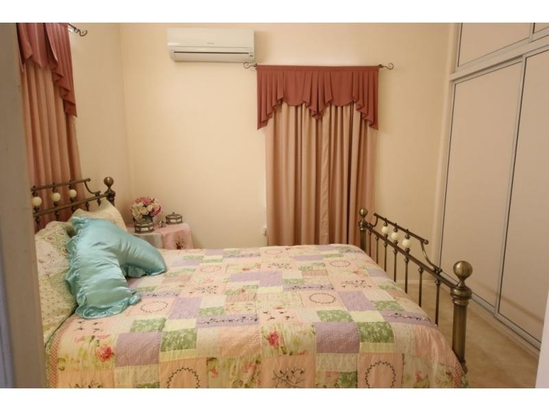 94 RAILWAY Street, Ayr QLD 4807