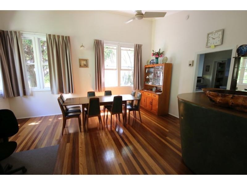 32-34 BEACH Road, Ayr QLD 4807