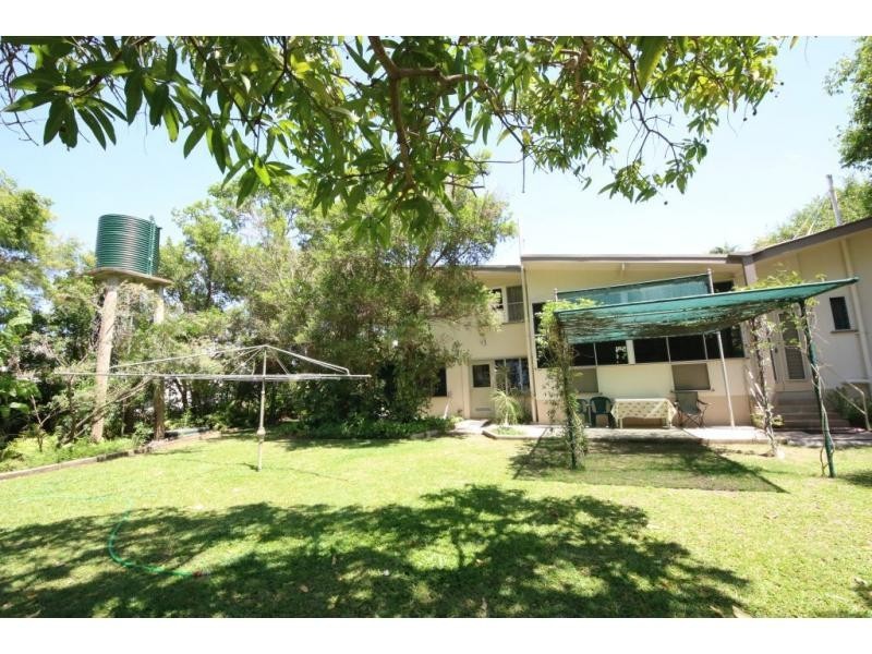 32-34 BEACH Road, Ayr QLD 4807