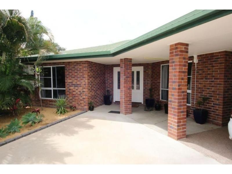 49 BOWLING GREEN Street, Brandon QLD 4808