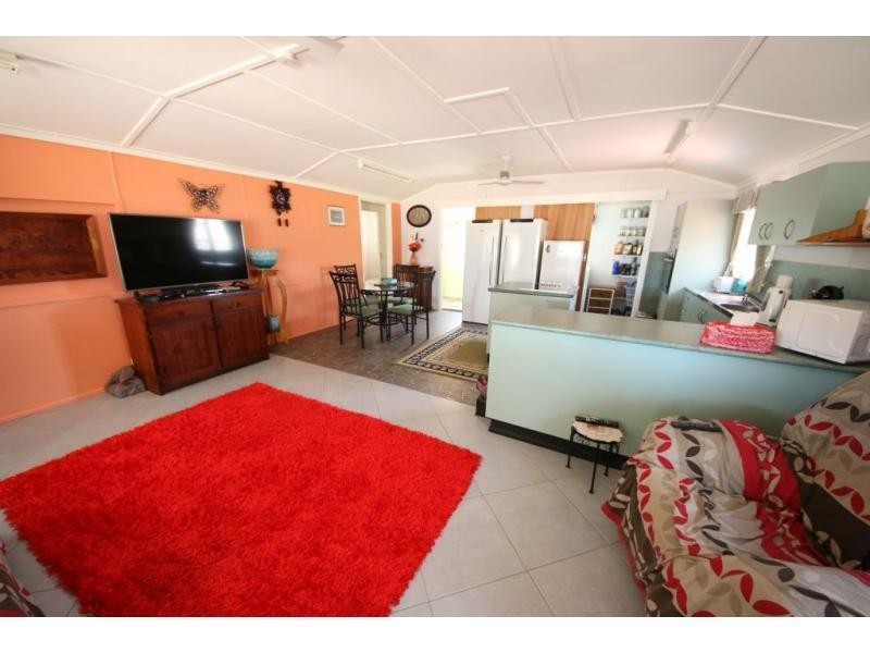 3/12 HINKSON Esplanade, Home Hill QLD 4806