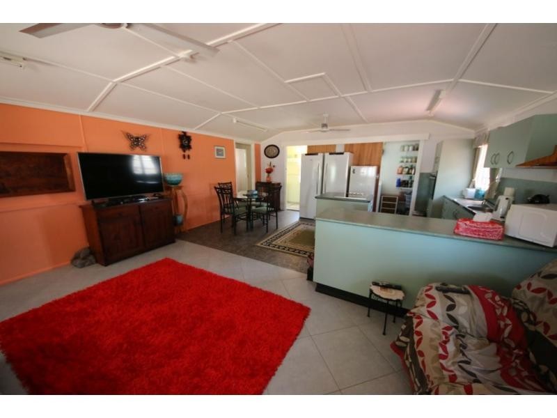 3/12 HINKSON Esplanade, Home Hill QLD 4806