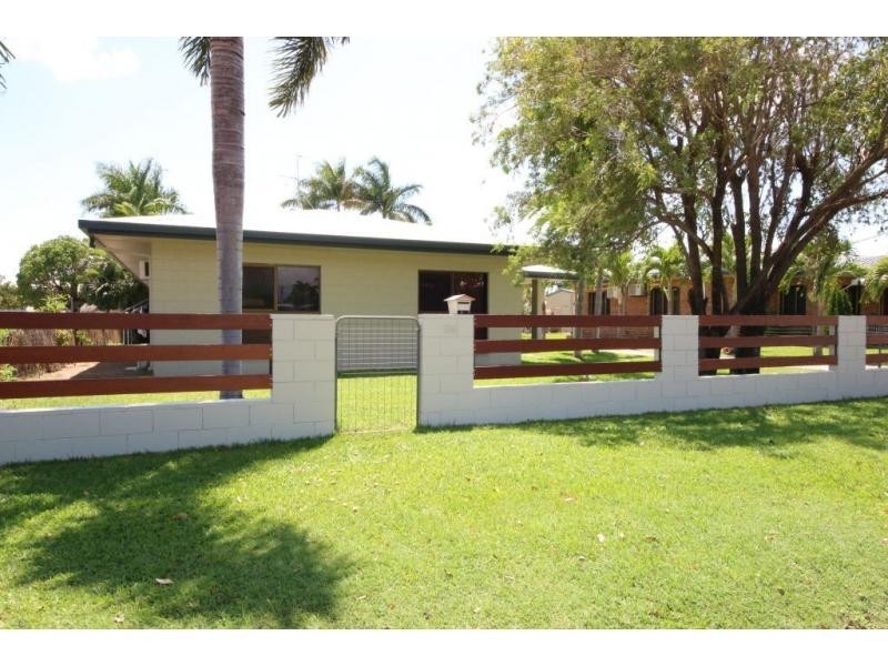 96 THIRTEENTH Avenue, Home Hill QLD 4806