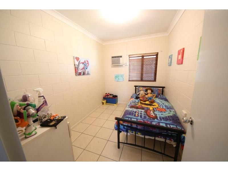 96 THIRTEENTH Avenue, Home Hill QLD 4806