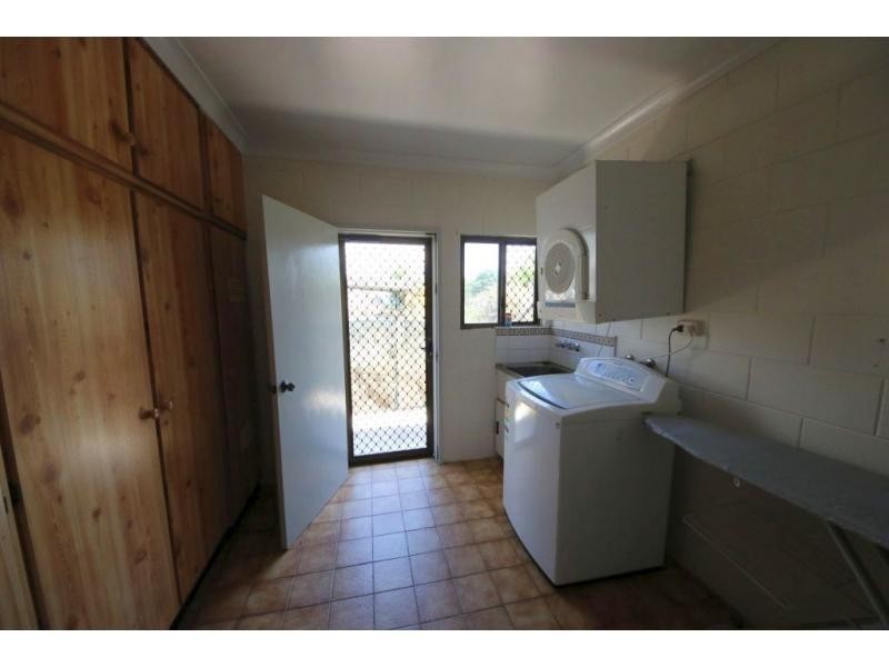 96 THIRTEENTH Avenue, Home Hill QLD 4806