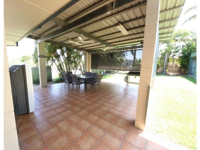 96 THIRTEENTH Avenue, Home Hill QLD 4806