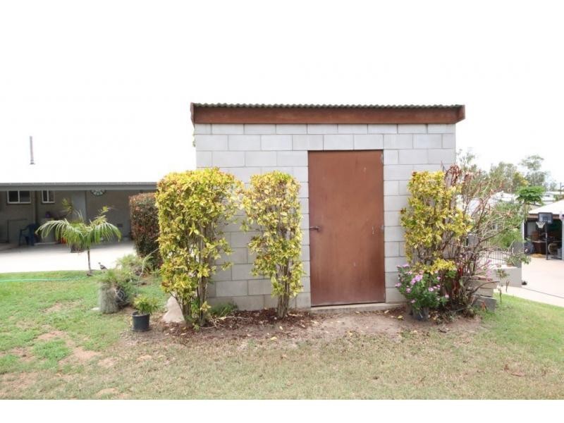 42 BEACH Road, Ayr QLD 4807