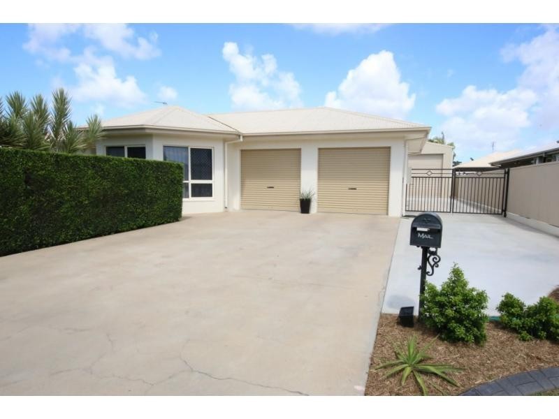 87 BEACH Road, Ayr QLD 4807