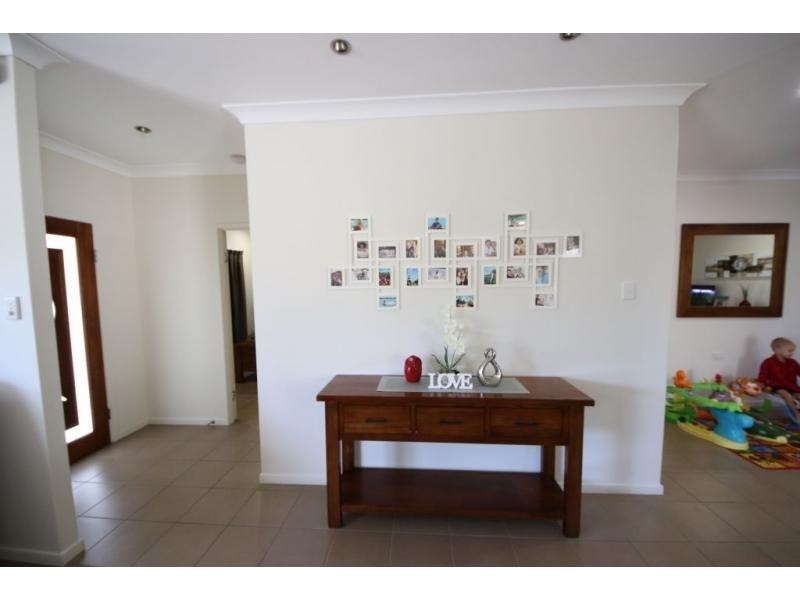 87 BEACH Road, Ayr QLD 4807