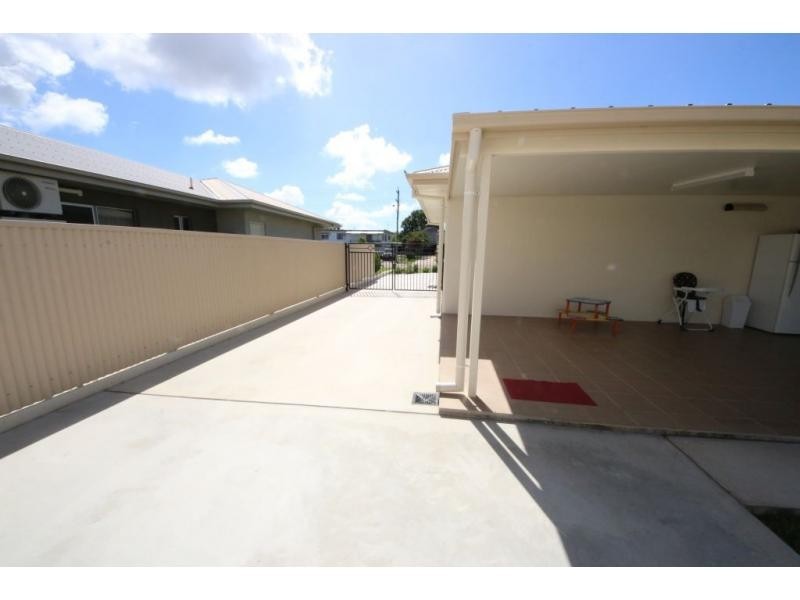 87 BEACH Road, Ayr QLD 4807