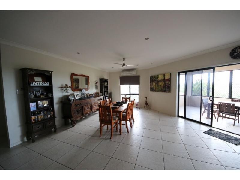 534 RITA ISLAND Road, Jarvisfield QLD 4807