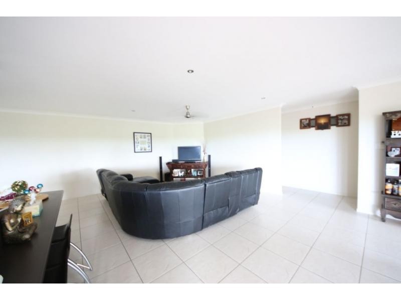 534 RITA ISLAND Road, Jarvisfield QLD 4807